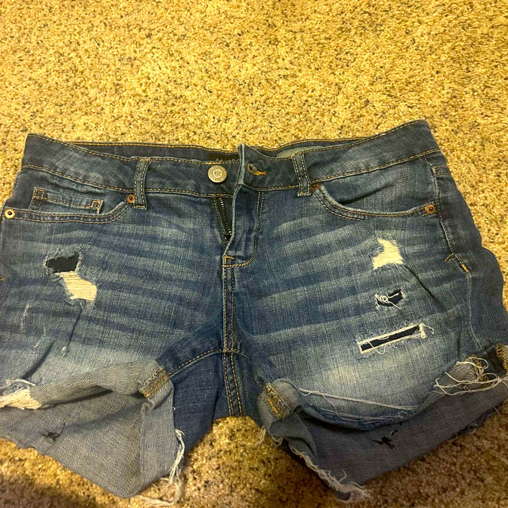 Aeropostale distressed jean shorts